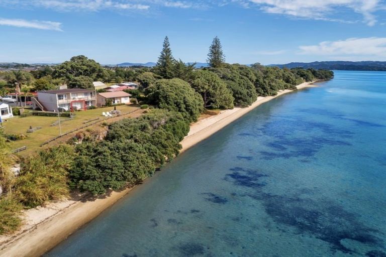 Photo of property in 150c One Tree Point Road, One Tree Point, 0118