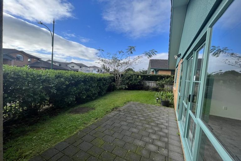 Photo of property in Waimanu Bay Village, 3/1 Piriti Drive, Te Atatu Peninsula, Auckland, 0610