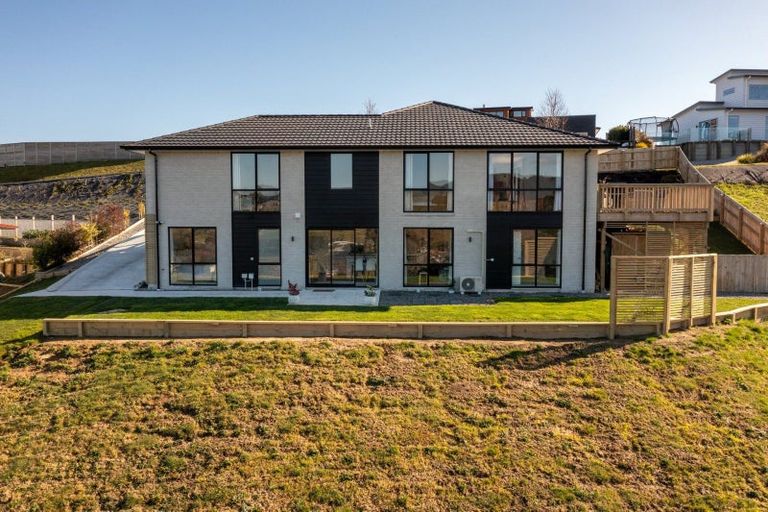 Photo of property in 24 Eagleview Rise, Welcome Bay, Tauranga, 3175