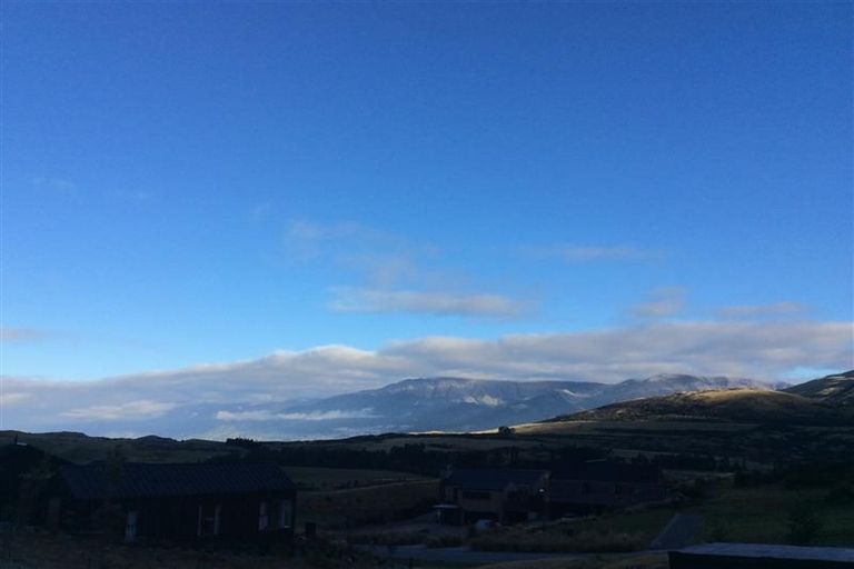 Photo of property in 10 Ellesmere Avenue, Jacks Point, Queenstown, 9371