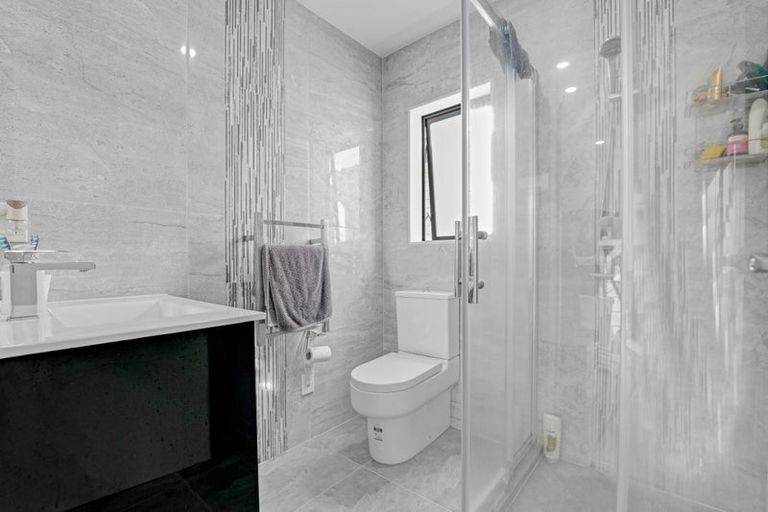 Photo of property in 39c Overton Road, Papatoetoe, Auckland, 2025