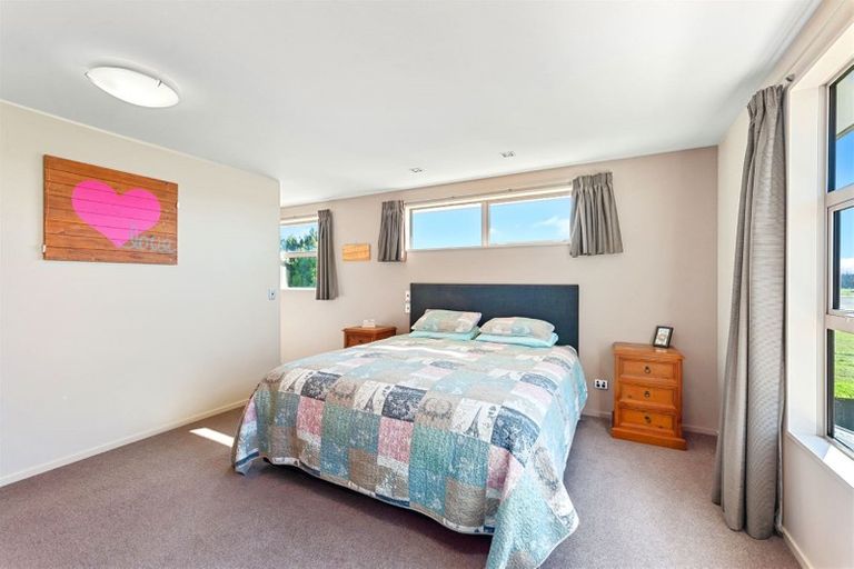 Photo of property in 729a Main North Road, Belfast, Christchurch, 8051