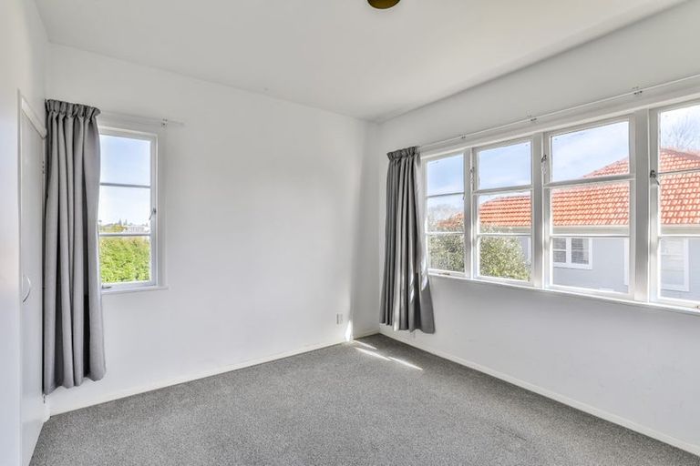 Photo of property in 17 Tyburnia Avenue, Mount Albert, Auckland, 1025