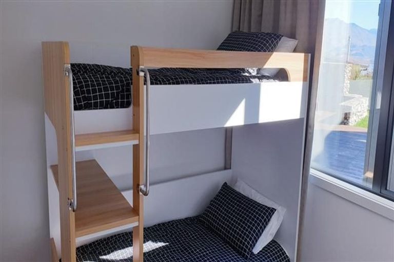 Photo of property in 6 Clutha Place, Wanaka, 9305