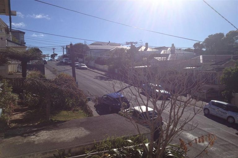 Photo of property in 80 Wright Street, Mount Cook, Wellington, 6021