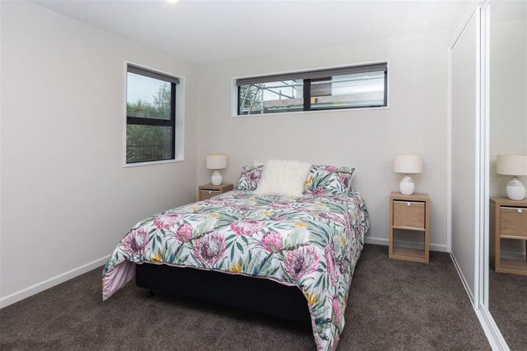 Photo of property in 4 Lussa Close, Broomfield, Christchurch, 8042