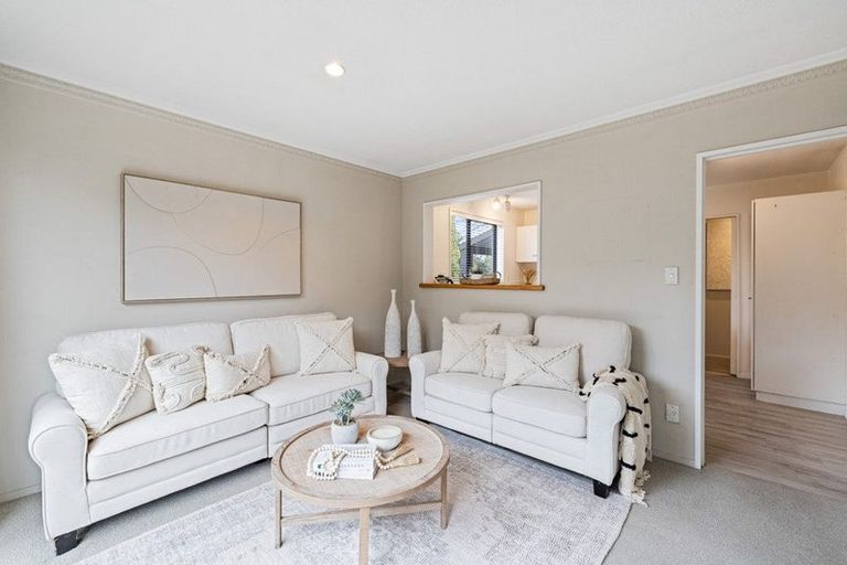 Photo of property in 1/25 Rubens Place, Burnside, Christchurch, 8053