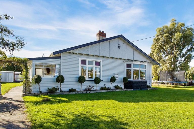 Photo of property in 30 Parsonage Road, Waimate, 7924