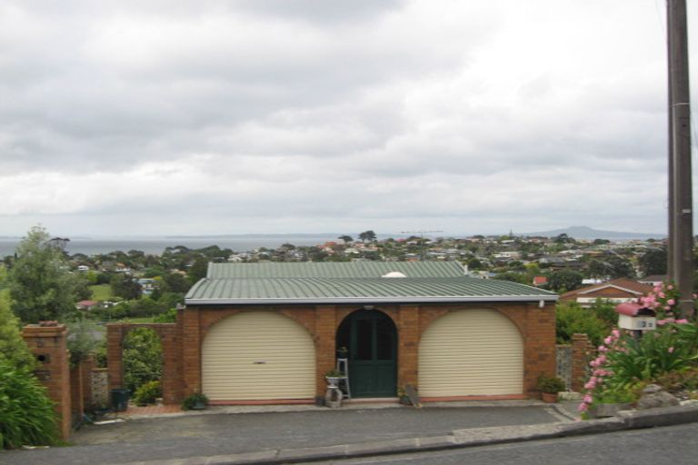 Photo of property in 13 Layton Road, Manly, Whangaparaoa, 0930