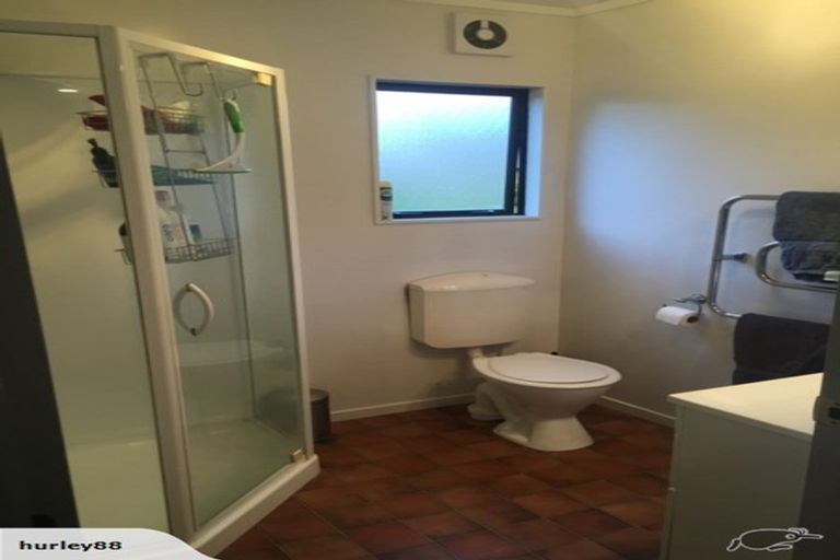 Photo of property in 6 Wautaiti Drive, Riverhead, 0820