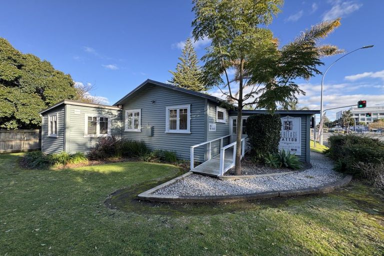 Photo of property in 832 Cameron Road, Tauranga South, Tauranga, 3112