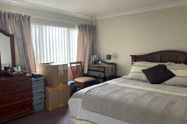 Photo of property in 89 Sykes Road, Weymouth, Auckland, 2103