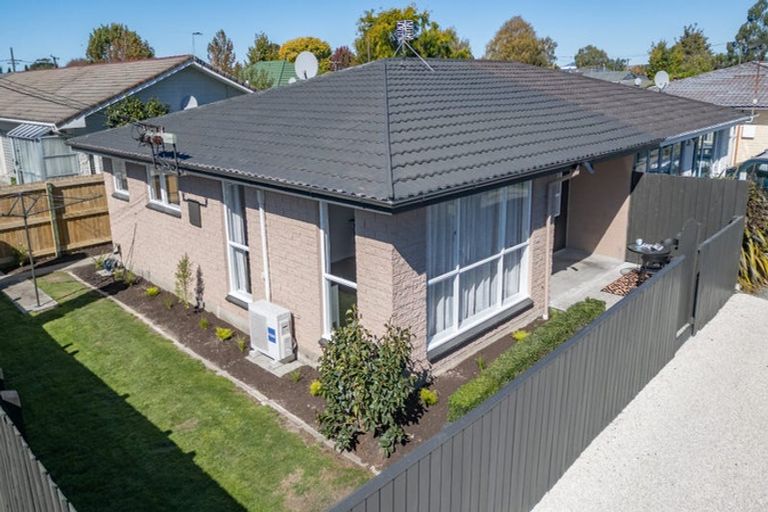 Photo of property in 1/24 Richill Street, Belfast, Christchurch, 8051