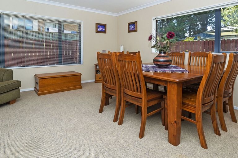 Photo of property in 61a The Glade South, Pukekohe, 2120