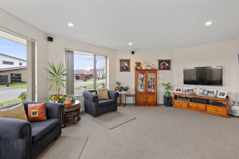 Photo of property in 47 Carradale Avenue, Broomfield, Christchurch, 8042