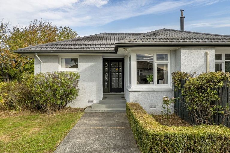 Photo of property in 17 Grimseys Road, Redwood, Christchurch, 8051