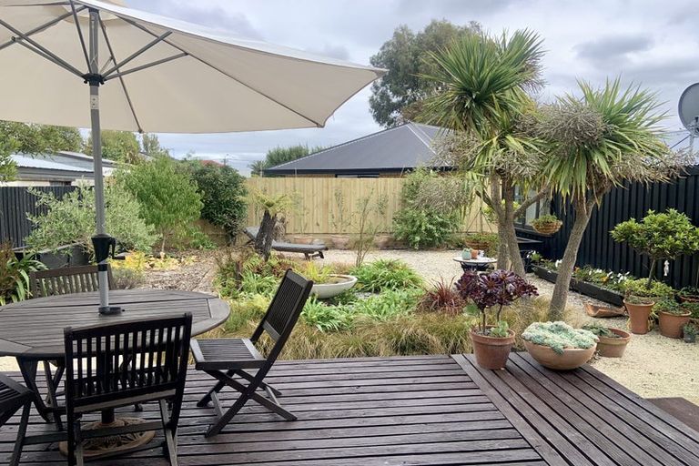 Photo of property in 276 Keyes Road, New Brighton, Christchurch, 8083