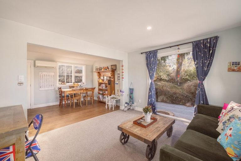 Photo of property in 1 Coleridge Terrace, Lyttelton, 8082