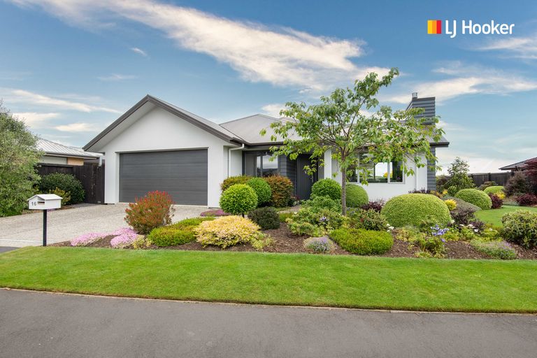 Photo of property in 16 Ayrshire Drive, Mosgiel, 9024