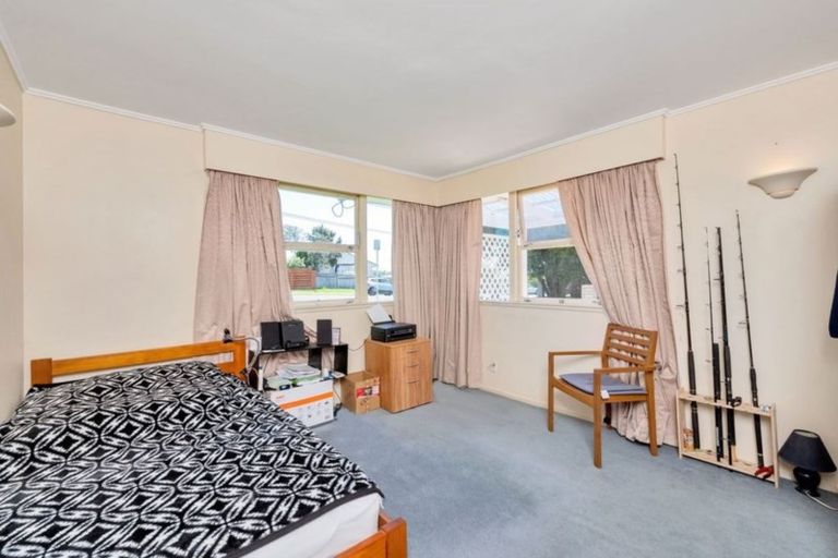 Photo of property in 103 Birkdale Road, Birkdale, Auckland, 0626