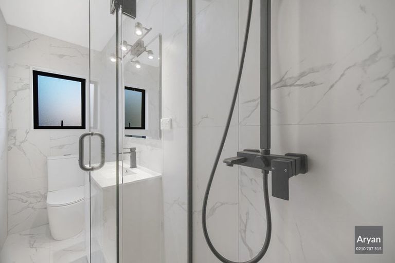 Photo of property in 4a Alicante Avenue, Hillpark, Auckland, 2102