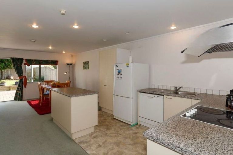 Photo of property in 57 Kona Crescent, Henderson, Auckland, 0610