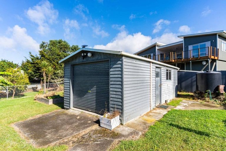 Photo of property in 25 Ngatoto Road, Tinopai, Matakohe, 0593