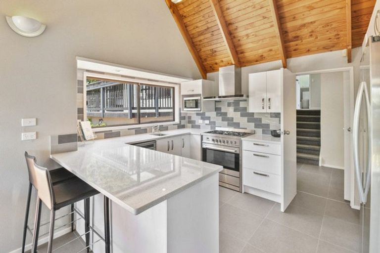 Photo of property in 23 Charles Prevost Drive, The Gardens, Auckland, 2105