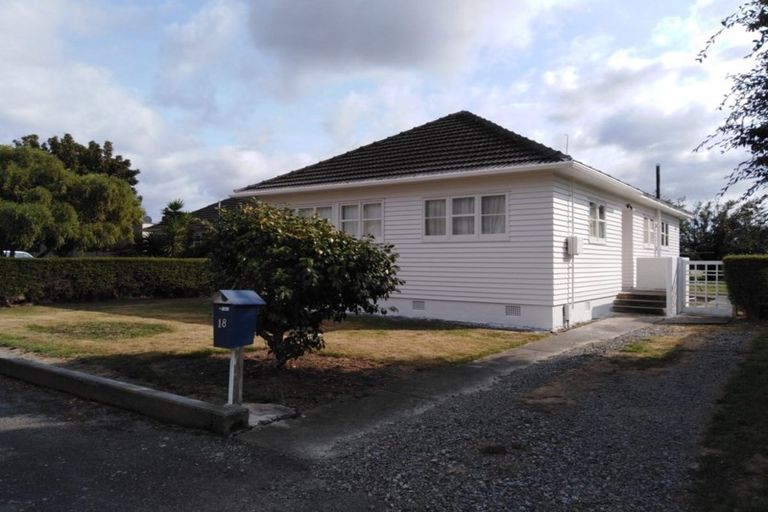 Photo of property in 18 Mcgregor Crescent, Masterton, 5810