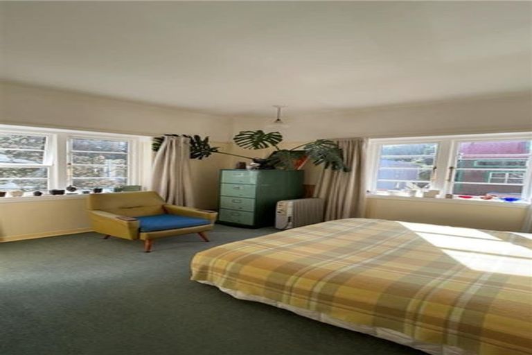 Photo of property in 82 Majoribanks Street, Mount Victoria, Wellington, 6011