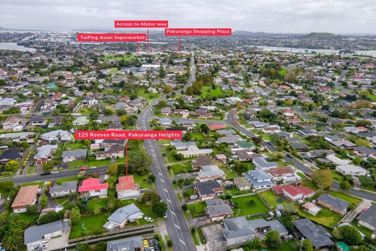 Photo of property in 125 Reeves Road, Pakuranga Heights, Auckland, 2010