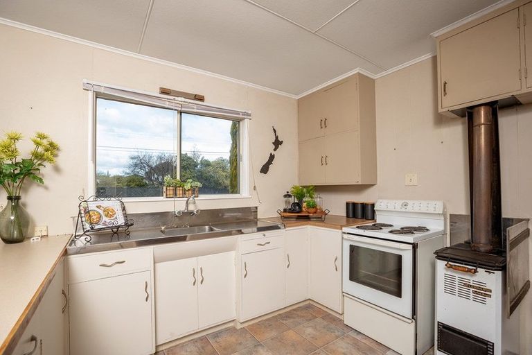 Photo of property in 404 High Street South, Carterton, 5713