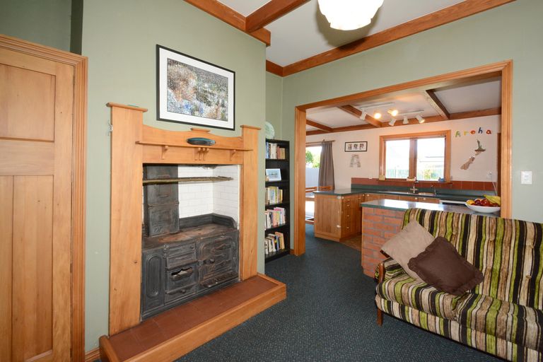 Photo of property in 35 Douglas Street, Saint Kilda, Dunedin, 9012