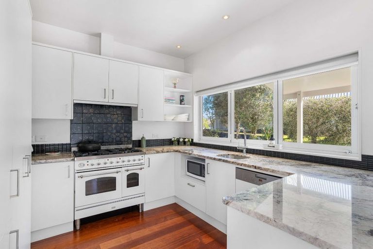 Photo of property in 13 Coutts Road, Pauanui, Hikuai, 3579