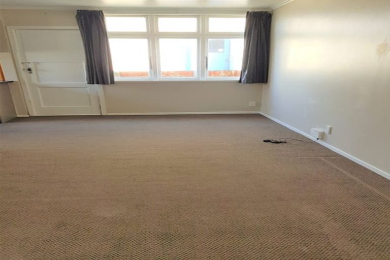 Photo of property in 8 Heretaunga Street, Petone, Lower Hutt, 5012