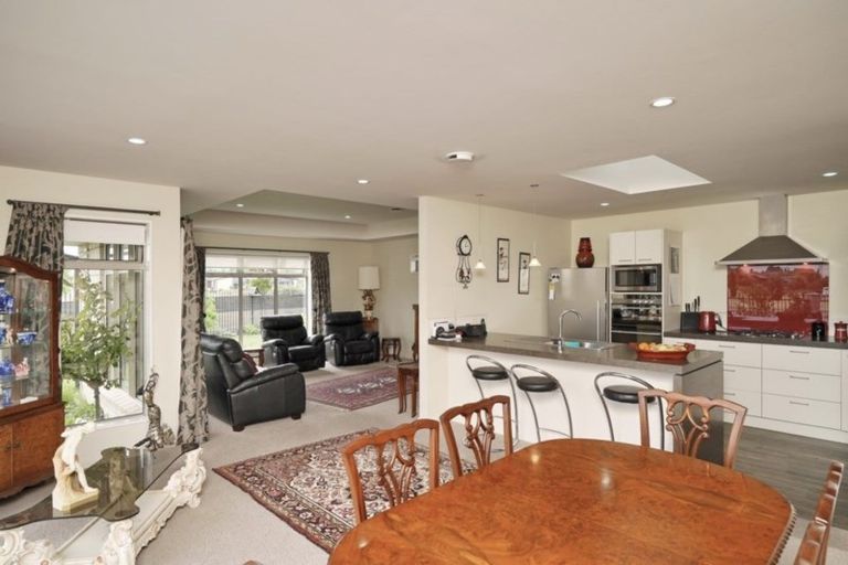 Photo of property in 4 Skipness Lane, Broomfield, Christchurch, 8042