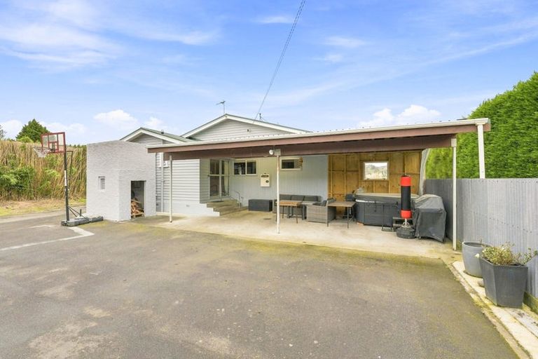Photo of property in 92 Riverbank Road, Okoia, Whanganui, 4573