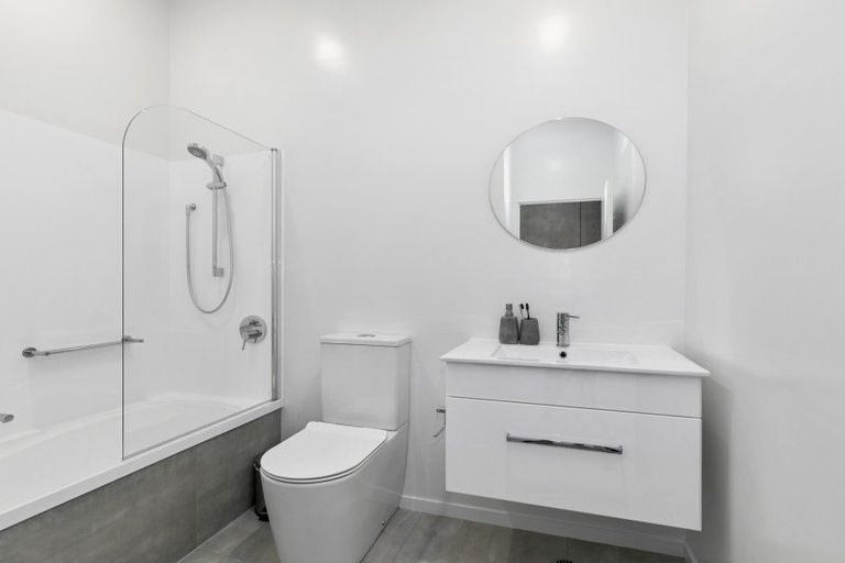 Photo of property in 4 Te Ara O Paetutu, Petone, Lower Hutt, 5012