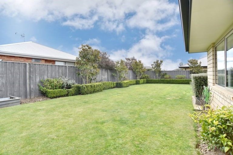 Photo of property in 5 Pipiri Street, Pegasus, 7612