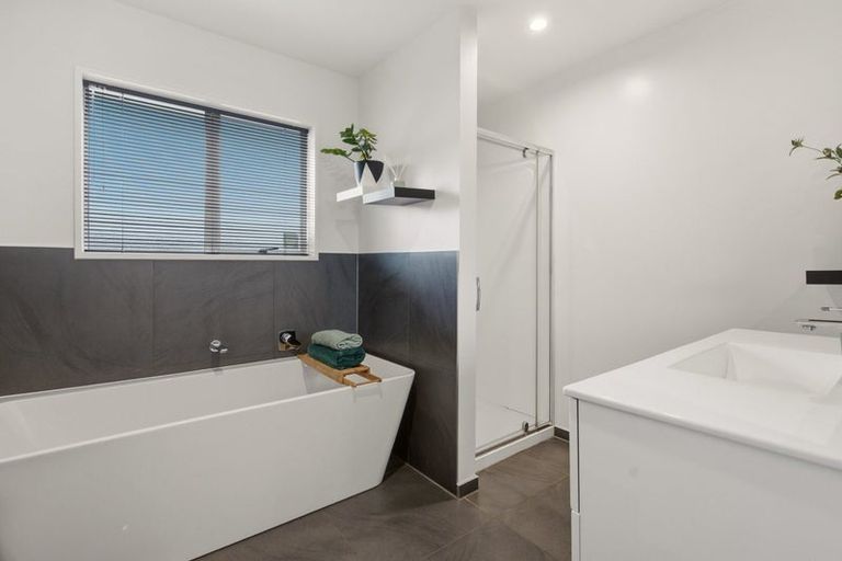 Photo of property in 1/91 Racecourse Road, Sockburn, Christchurch, 8042
