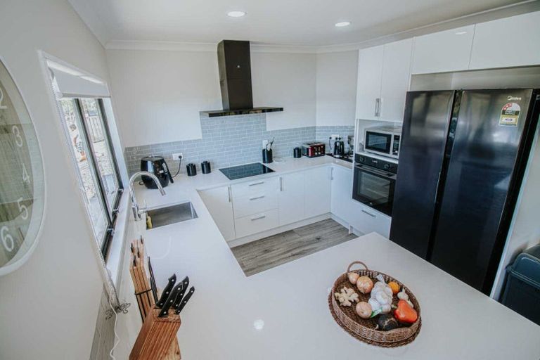 Photo of property in 19 Mamaku Rise, Welcome Bay, Tauranga, 3112