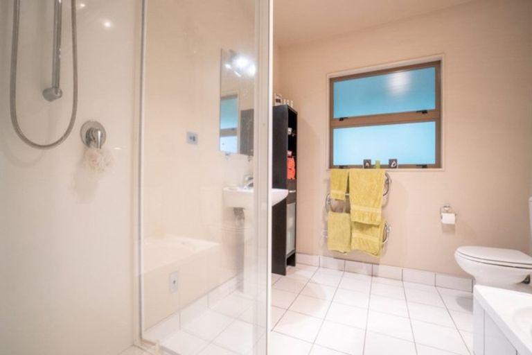 Photo of property in 67 Atawhai Road, Fitzherbert, Palmerston North, 4410