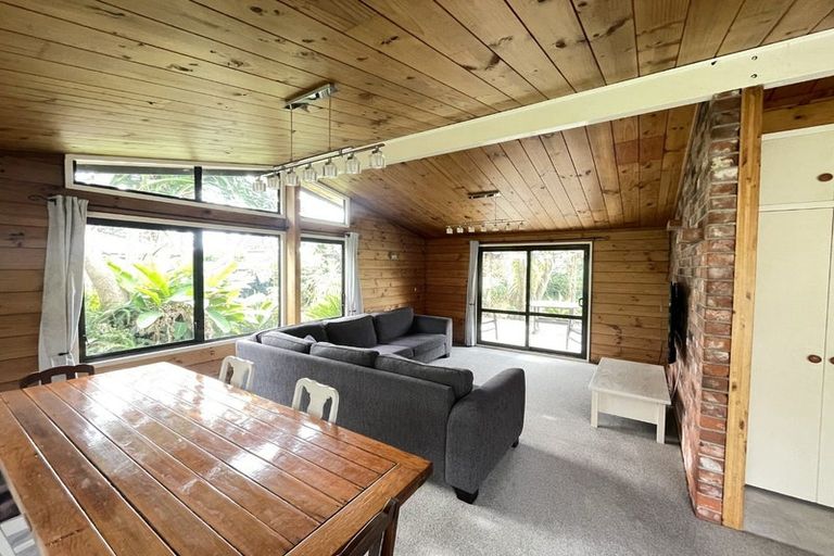 Photo of property in 41b Barrett Road, Whalers Gate, New Plymouth, 4310