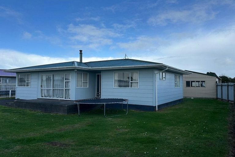 Photo of property in 107 Cracroft Street, Waitara, 4320