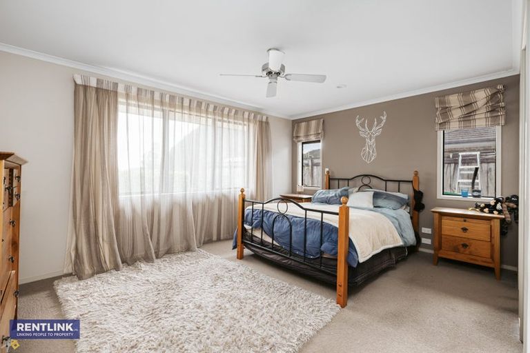 Photo of property in 15 Garvan Glen, Pyes Pa, Tauranga, 3112