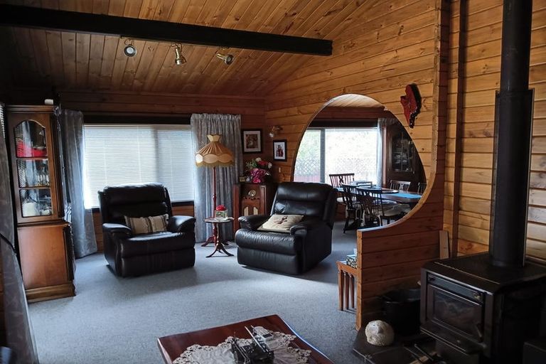 Photo of property in 43 Taupahi Road, Turangi, 3334