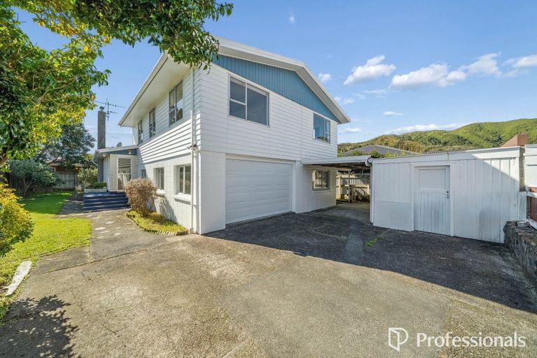 Photo of property in 3a Saint Ronans Avenue, Waterloo, Lower Hutt, 5011