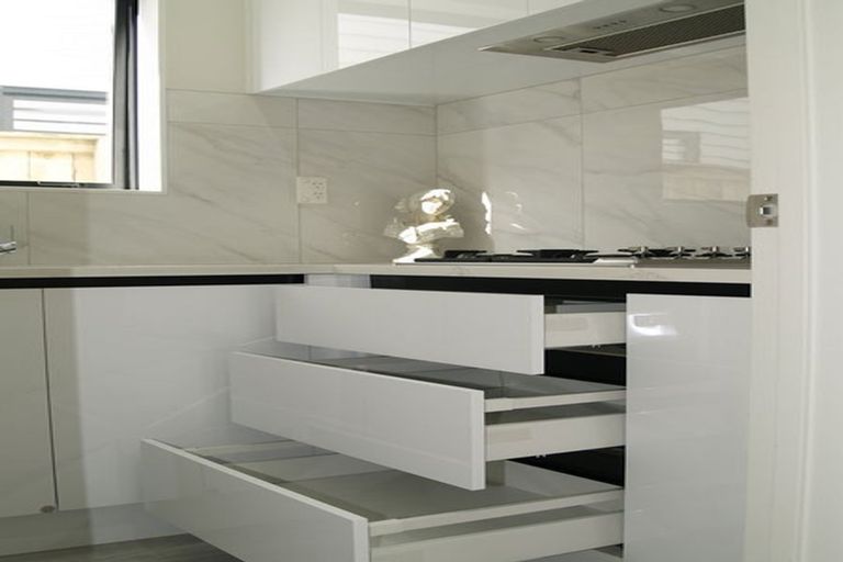 Photo of property in 13 Black Shed Road, Flat Bush, Auckland, 2019