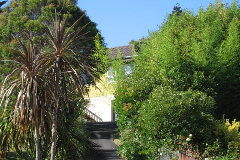 Photo of property in 2/11 Foley Place, Torbay, Auckland, 0632