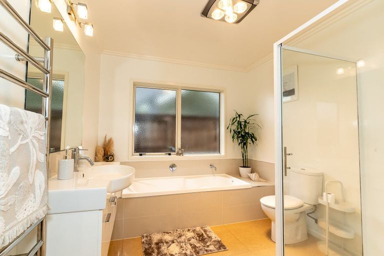 Photo of property in 15 Bentley Rise, Flagstaff, Hamilton, 3210